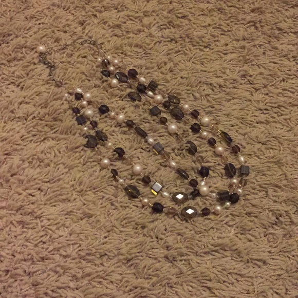 Jewelry - Classy Layer Necklace